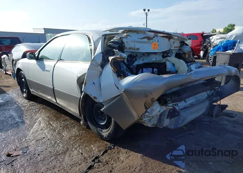 1998 Lexus Es 300 from USA, damaged, VIN JT8BF28G2W5030907